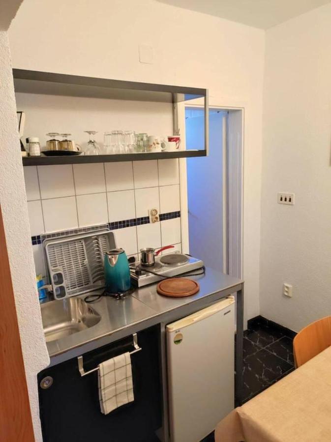 Guest House Inara Neum Bagian luar foto