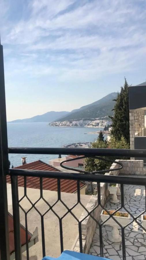 Guest House Inara Neum Bagian luar foto
