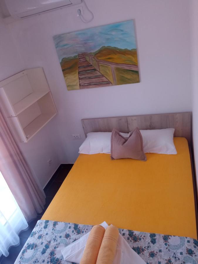 Guest House Inara Neum Bagian luar foto