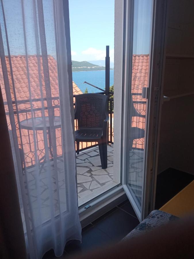 Guest House Inara Neum Bagian luar foto
