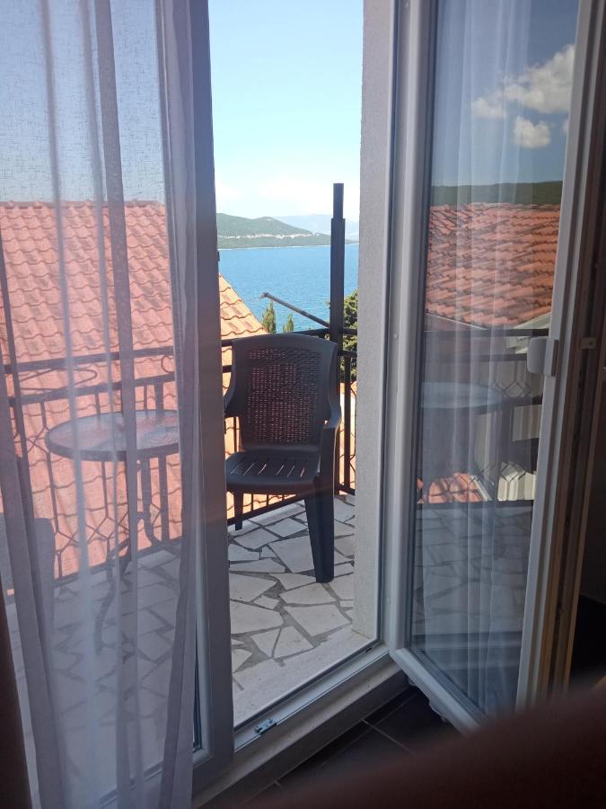 Guest House Inara Neum Bagian luar foto