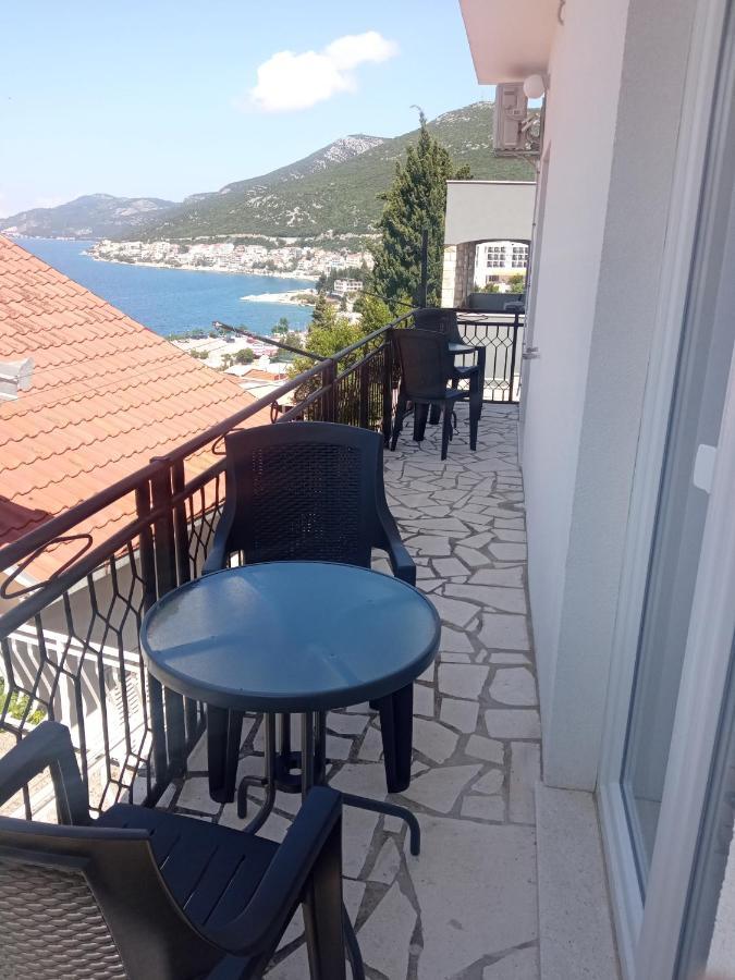Guest House Inara Neum Bagian luar foto