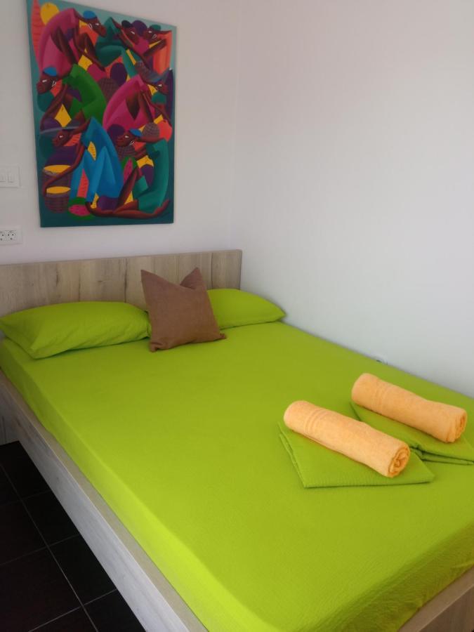 Guest House Inara Neum Bagian luar foto