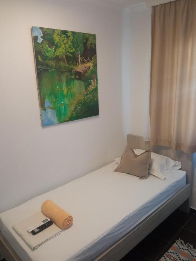 Guest House Inara Neum Bagian luar foto