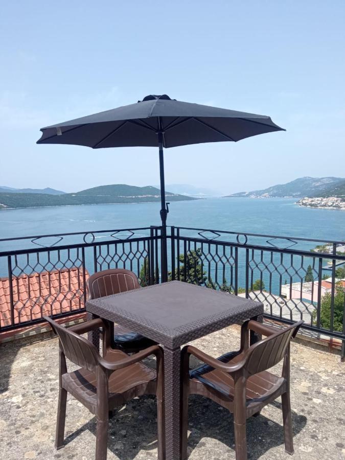 Guest House Inara Neum Bagian luar foto